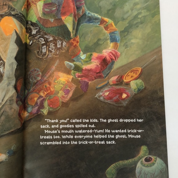 Haunted House, Haunted Mouse paperback - Picture 6 of 6